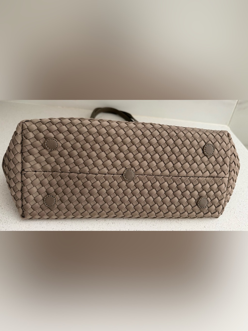 NAGHEDI Jetsetter Woven Tote Bag Cashmere - Picture 10 of 13